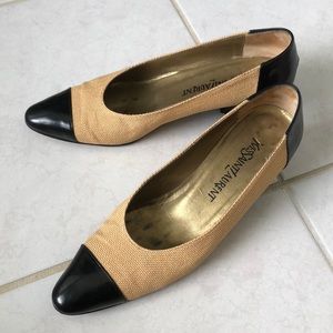 Yves Saint Laurent Heels - Beige